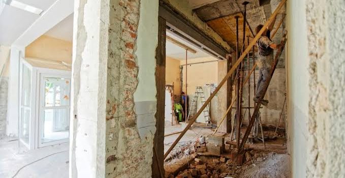 Comment choisir les matériaux adaptés à une rénovation durable ?